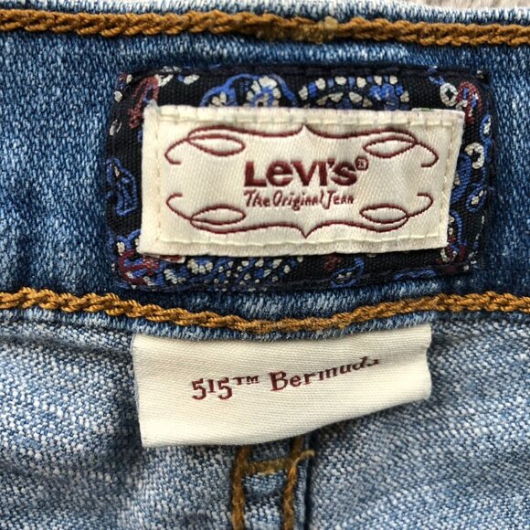 Levis Womens 515 Bermuda Jean Shorts Size 12 Blue Denim Classic Casual Cuffed - Picture 3 of 15